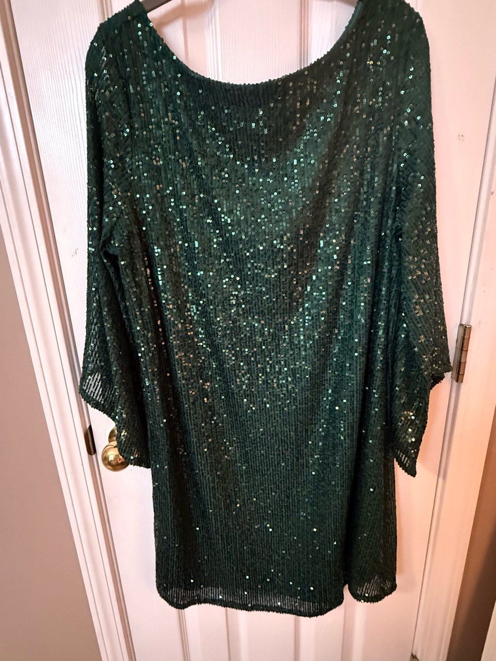 crown & ivy Emerald Green Sequin Long Sleeve Dress